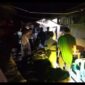 Pengulu Kampung Durin bersama Pemuda dan didampingi Babinsa gerebek kedai tuak di centing bawah | doc | inset |