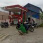 Hingga sore hari menjelang Magrib masih ada warga yang mengantri didepan Gudang elpiji, Rabu (17/12/2025)