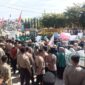Fhoto|doc| Mahasiswa PSDKU Unsyiah Blang Nangka-Gayo Lues sampaikan aspirasi di depan Pendopo Bupati Galus, Selasa (26/8/2025)